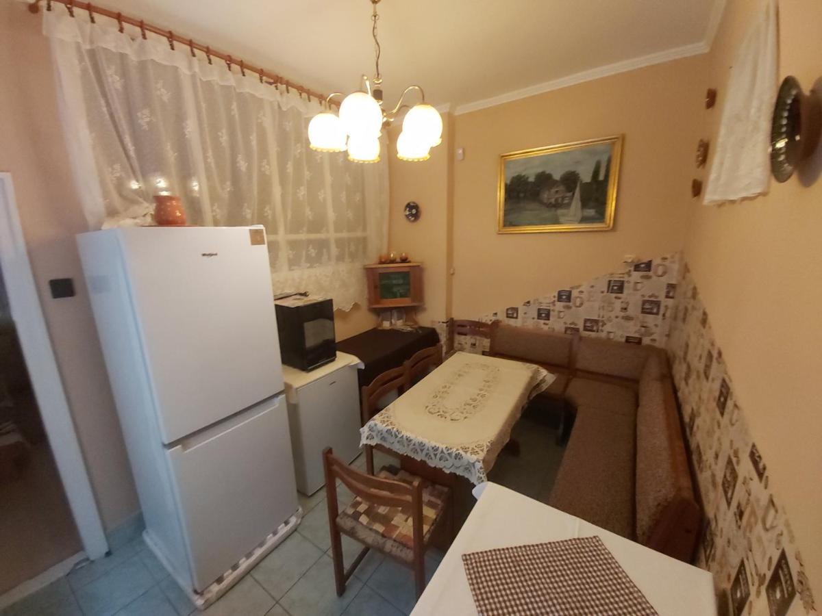 Var-Lak Vendeghaz Szendro Exteriör bild