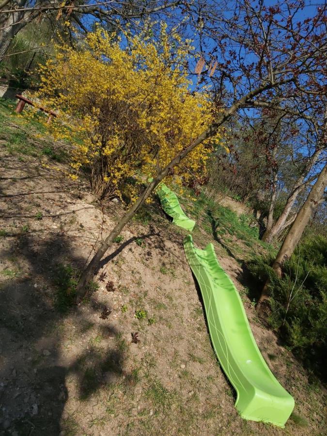 Var-Lak Vendeghaz Szendro Exteriör bild